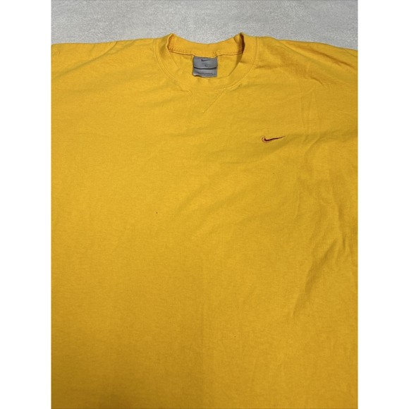 Vintage Y2K Nike Gray Tag Mini Swoosh Yellow T-Shirt Men's Size Large - Picture 2 of 7